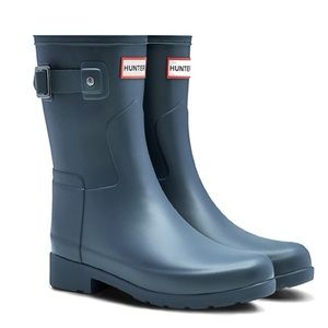 Original refined navy blue hunter rain boot size 10